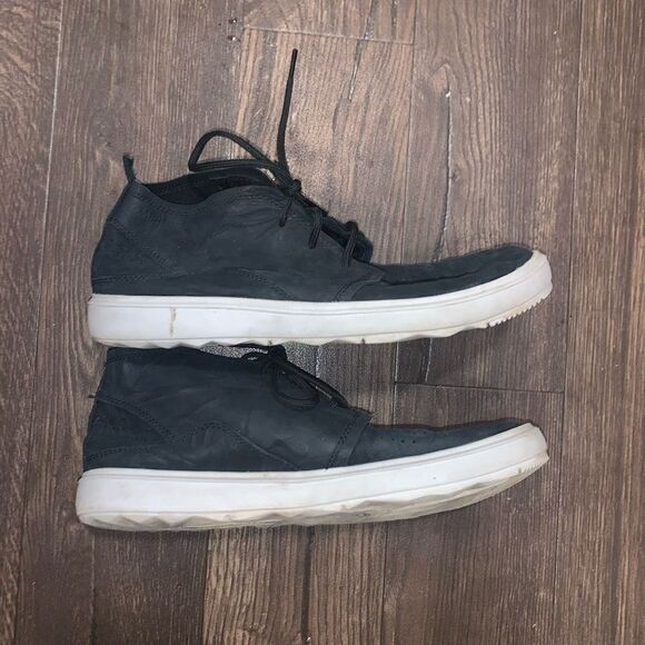 Merrell black suede high top size 8.5 performance sneakers - Picture 2 of 4